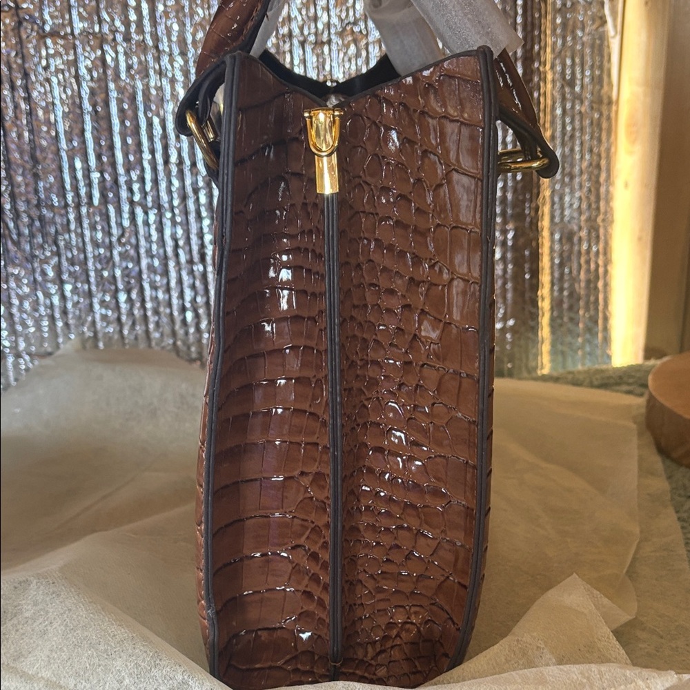 Elegant Iridescent Brown Tote Bag - Picture 9 of 11